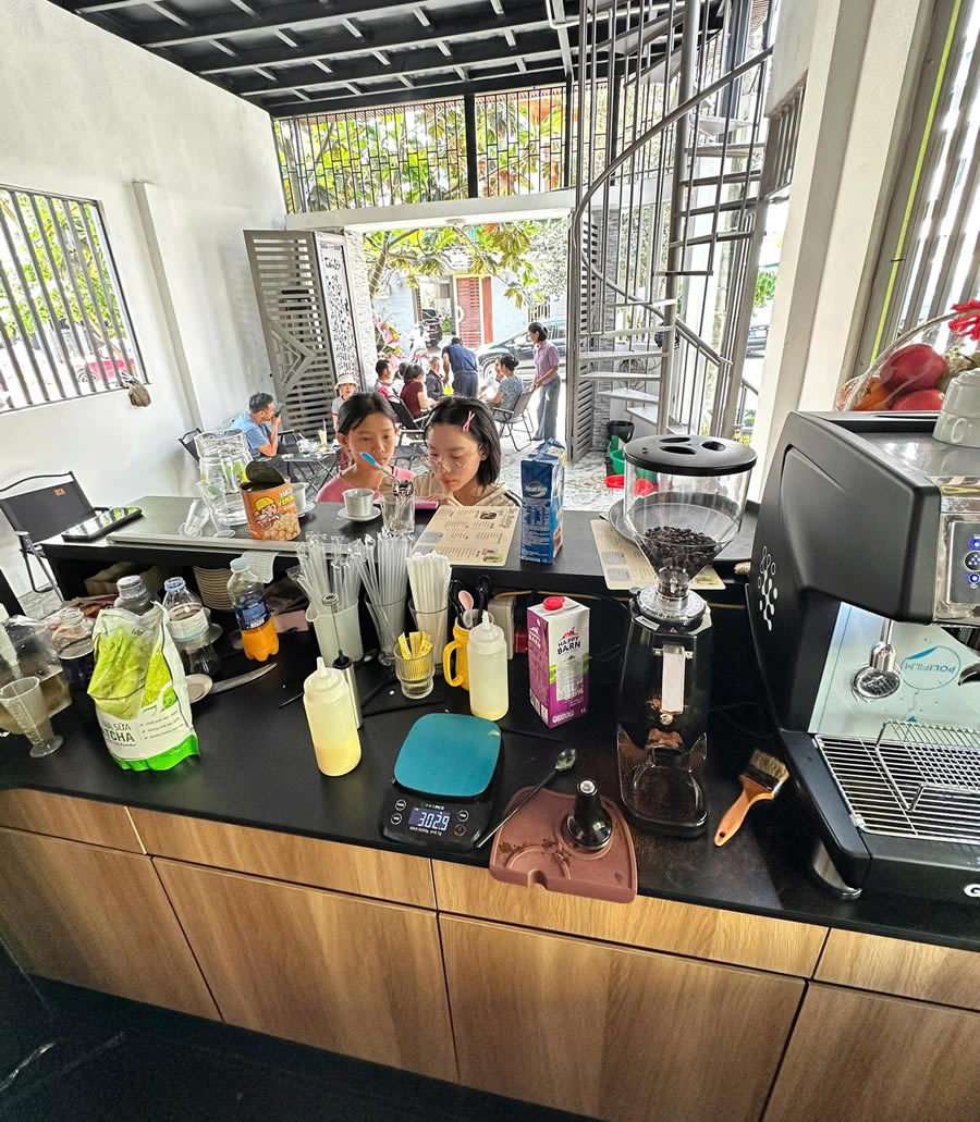 Cafe Hưng Tây – Hưng Nguyên